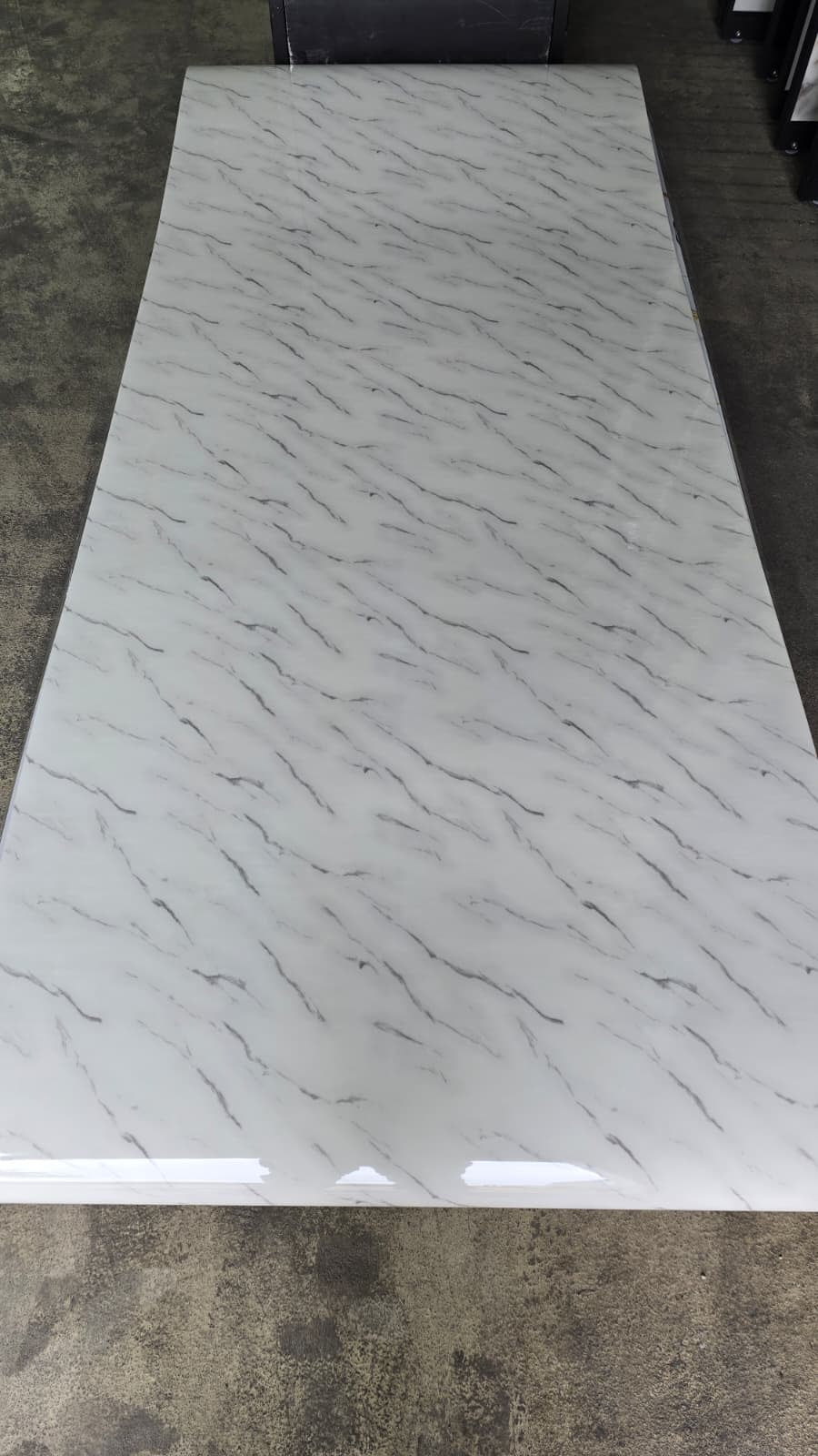 Selbstklebende PVC-Rolle Marmor Weiß