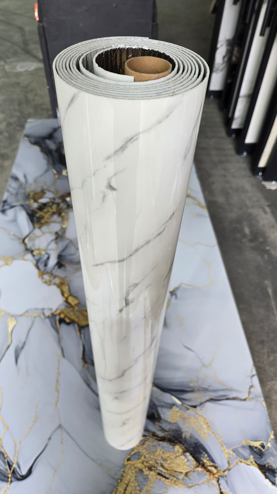 Selbstklebende PVC-Rolle Marmor Weiß Fein Klebefolie Möbelfolie