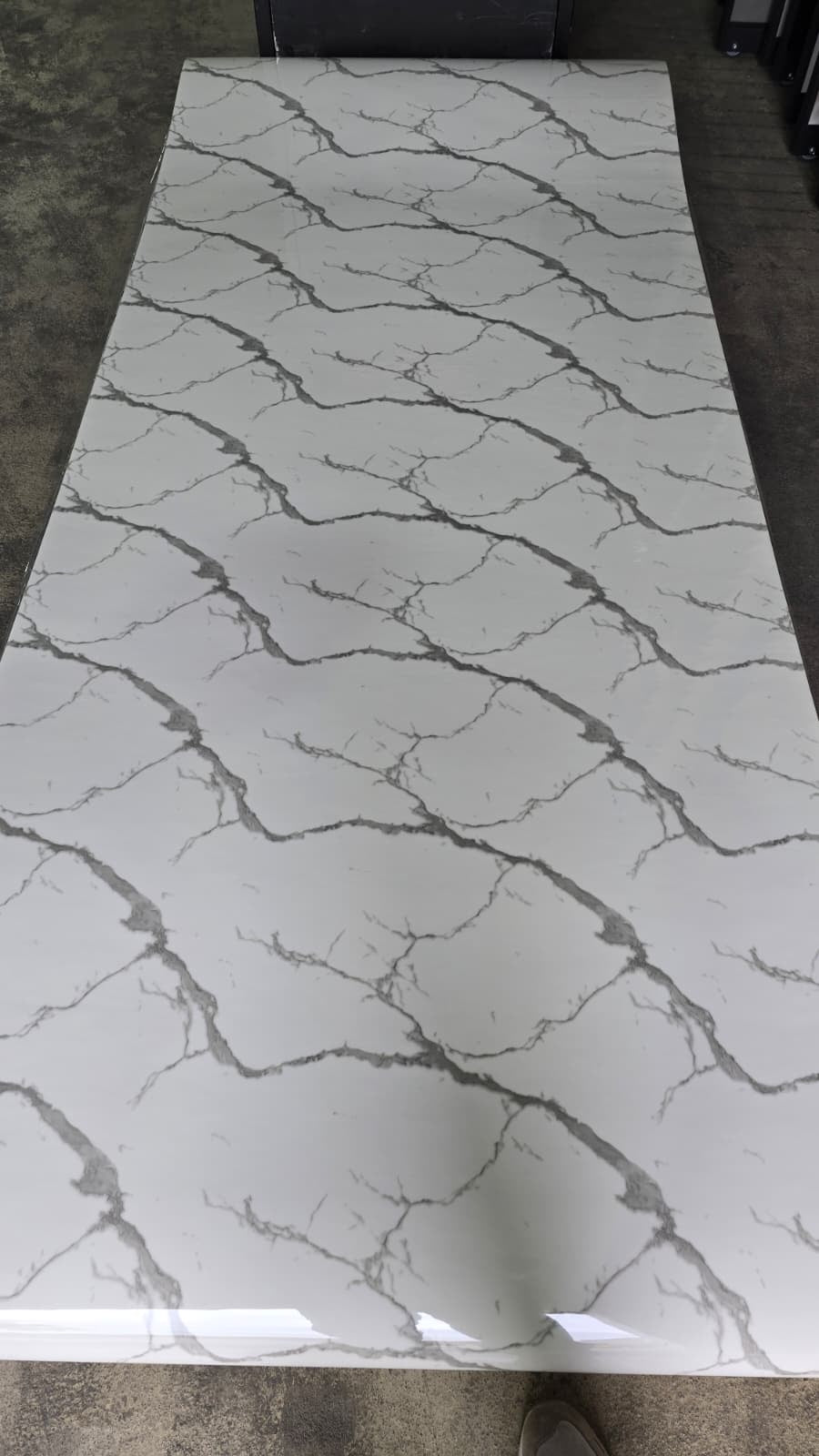 Selbstklebende PVC-Rolle Marmor Weiß Kristall